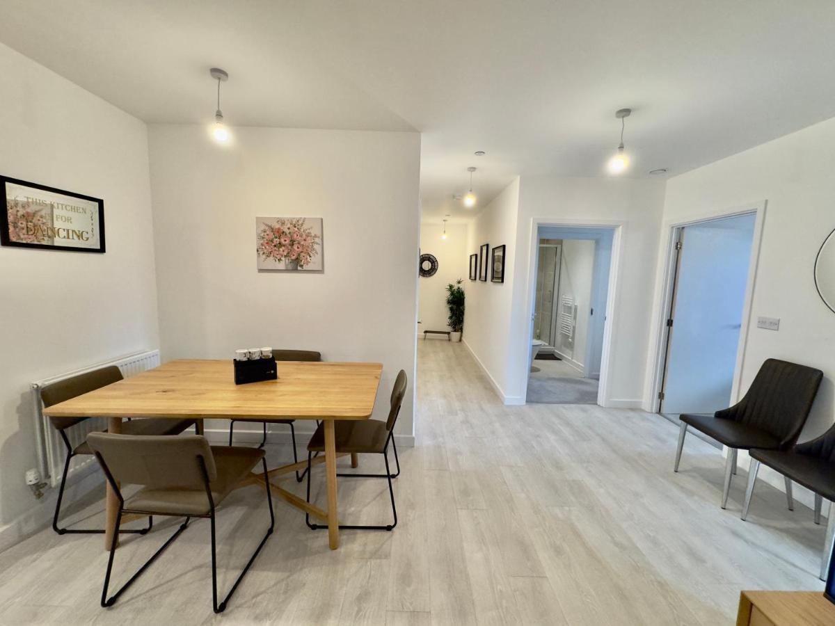 3Bedroom, 2Bathroom, Balcony,Luxury Flat Westfield Лондон Екстер'єр фото